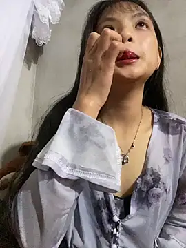 Snapshot of tenten110 chatting on February 24, 2026, 12:58 pm tenten110 online show from February 24, 2026, 12:58 pm