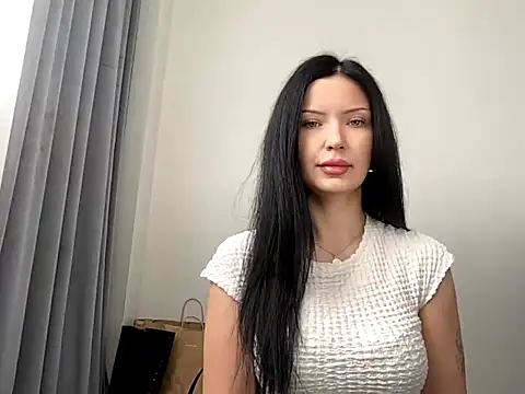 Snapshot of JoanGold chatting on April 24, 2026, 6:05 am JoanGold online show from April 24, 2026, 6:05 am