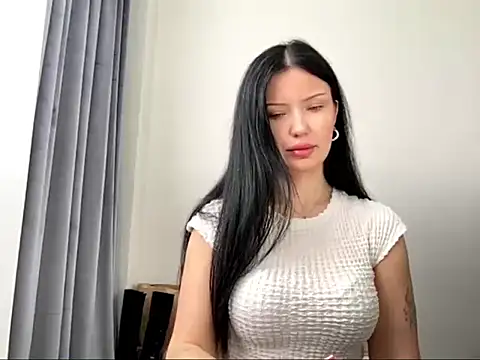 Snapshot of JoanGold chatting on April 29, 2026, 6:17 am JoanGold online show from April 29, 2026, 6:17 am