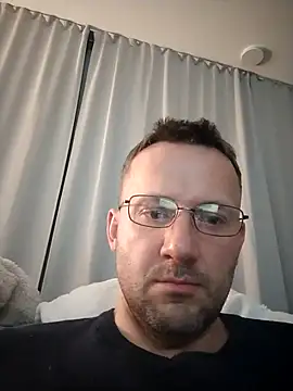 defaktor online show from April 5, 2026, 9:12 pm