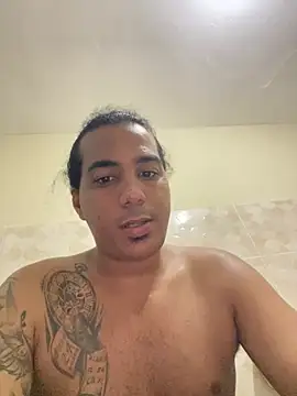 Snapshot of Nuevo14 chatting on July 28, 2026, 10:31 pm Nuevo14 online show from July 28, 2026, 10:31 pm