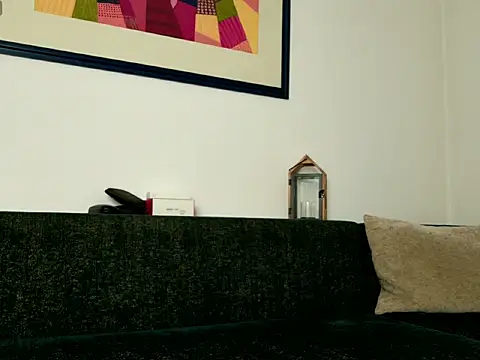 Snapshot of MiriamDelyn chatting on February 10, 2026, 1:48 pm MiriamDelyn online show from February 10, 2026, 1:48 pm