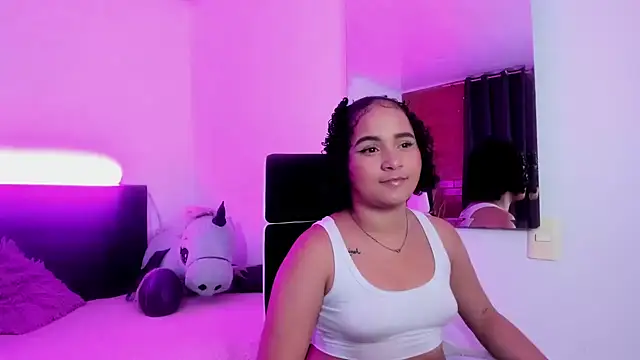 Snapshot of _zara_rosse chatting on February 22, 2026, 12:01 am zara rosse online show from February 22, 2026, 12:01 am