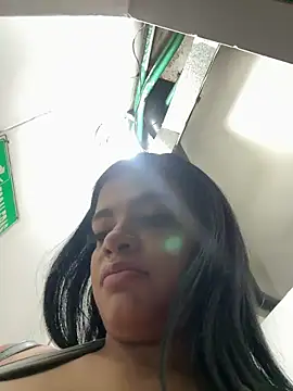 Alessia Gold online show from April 9, 2026, 8:25 pm