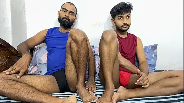 DesiDaddyandSon online show from June 21, 2026, 1:52 am