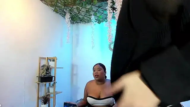 Snapshot of Lizeth_hot2002 chatting on February 25, 2026, 1:26 am Lizeth hot2002 online show from February 25, 2026, 1:26 am