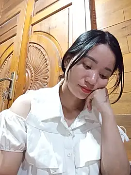 Snapshot of Td3di chatting on August 6, 2026, 2:35 am Td3di online show from August 6, 2026, 2:35 am