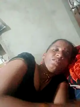 Snapshot of Anitarakkoli chatting on July 6, 2026, 3:03 pm Anitarakkoli online show from July 6, 2026, 3:03 pm