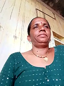 Snapshot of Anitarakkoli chatting on July 8, 2026, 6:18 am Anitarakkoli online show from July 8, 2026, 6:18 am