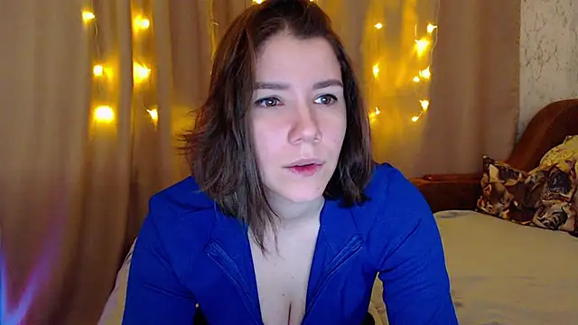 Snapshot of AdelMauds chatting on March 27, 2026, 4:29 pm AdelMauds online show from March 27, 2026, 4:29 pm