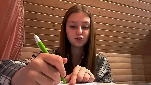 Snapshot of TessSamul chatting on April 9, 2026, 8:14 pm TessSamul online show from April 9, 2026, 8:14 pm