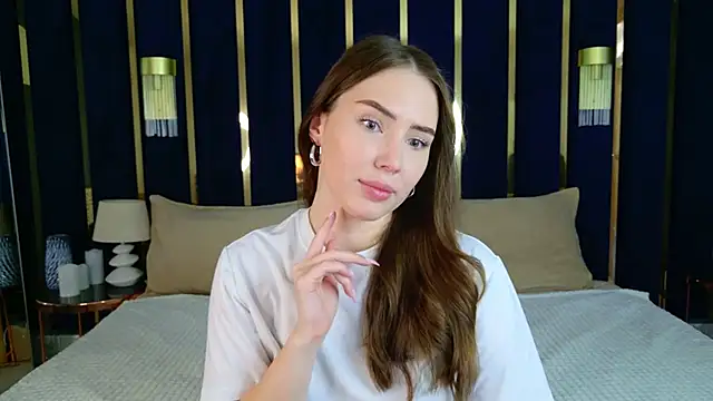 Arielle Vade online show from April 14, 2026, 5:24 am