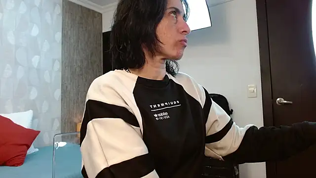 Snapshot of lincebdsm chatting on November 21, 2025, 8:07 pm lincebdsm online show from November 21, 2025, 8:07 pm