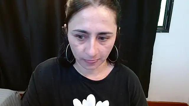 Snapshot of lincebdsm chatting on December 4, 2025, 8:50 pm lincebdsm online show from December 4, 2025, 8:50 pm