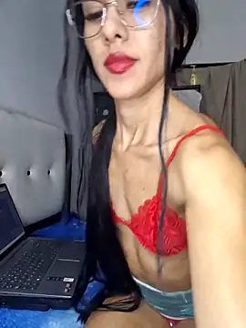 Alannys19 online show from June 3, 2026, 1:41 am