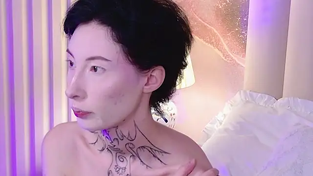 Snapshot of roxy_morrison_x chatting on July 18, 2026, 3:33 am roxy morrison x online show from July 18, 2026, 3:33 am