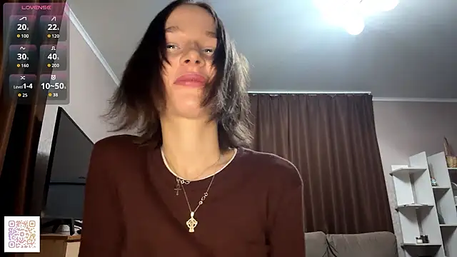 Snapshot of softyuno chatting on February 15, 2026, 7:43 pm softyuno online show from February 15, 2026, 7:43 pm