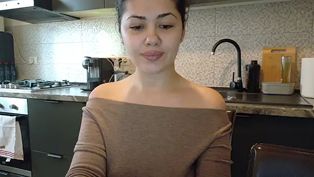 Snapshot of Sofimoon26 chatting on February 18, 2026, 2:57 pm Sofimoon26 online show from February 18, 2026, 2:57 pm