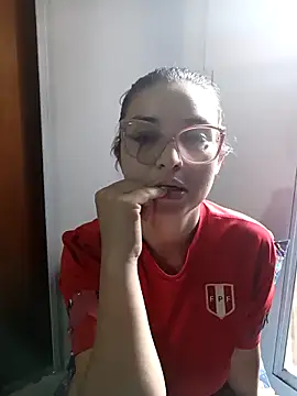 sexyauroraz online show from March 12, 2026, 1:28 pm