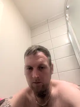 dave32000 online show from February 23, 2026, 11:13 pm