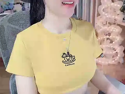 Snapshot of Agnelyn___ chatting on July 15, 2026, 1:49 pm Agnelyn online show from July 15, 2026, 1:49 pm