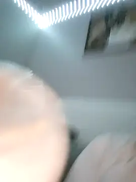 Snapshot of Loogieee69 chatting on February 28, 2026, 11:11 am Loogieee69 online show from February 28, 2026, 11:11 am