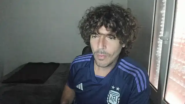 joaquin420 hot online show from May 8, 2026, 7:14 am