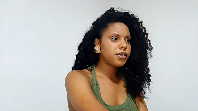 EsterSantopietro online show from February 20, 2026, 9:48 pm