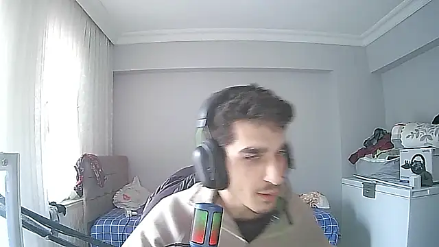 Snapshot of enesbabakral chatting on February 9, 2026, 12:09 pm enesbabakral online show from February 9, 2026, 12:09 pm