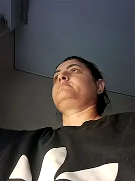 Snapshot of Sony28v chatting on March 27, 2026, 8:26 am Sony28v online show from March 27, 2026, 8:26 am