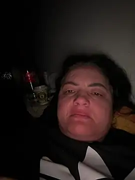 Snapshot of Sony28v chatting on April 4, 2026, 12:09 am Sony28v online show from April 4, 2026, 12:09 am