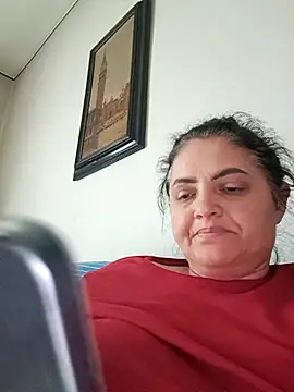 Snapshot of Sony28v chatting on April 13, 2026, 7:03 am Sony28v online show from April 13, 2026, 7:03 am