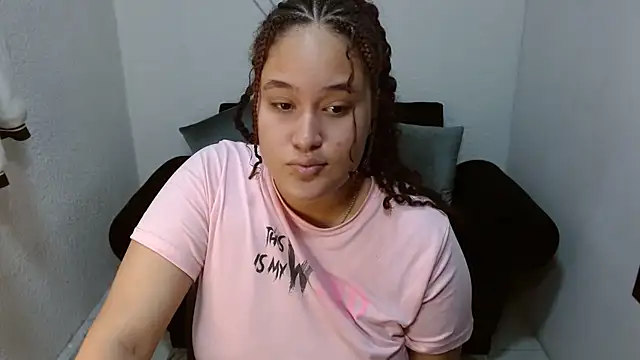 leilanewgirl online show from March 30, 2026, 12:50 pm