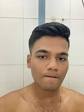 Dazzling dude online show from March 4, 2026, 6:14 pm