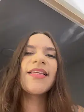 Snapshot of amara_wet04 chatting on June 22, 2026, 5:48 am amara wet04 online show from June 22, 2026, 5:48 am