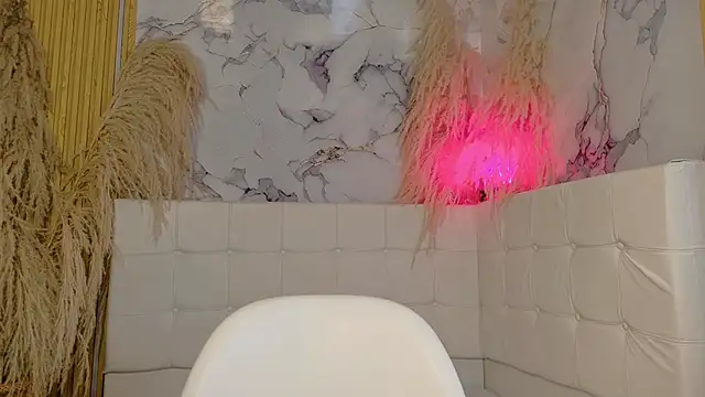 Everlyn sexx online show from March 15, 2026, 2:34 pm