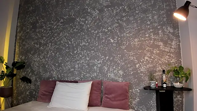 emma  summers online show from March 5, 2026, 7:32 pm