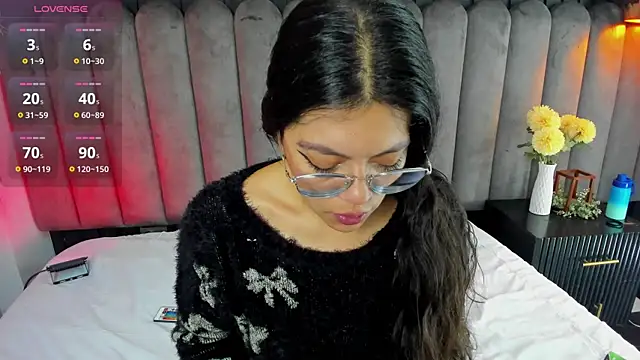 Snapshot of Lanadelrey_1 chatting on March 23, 2026, 12:09 pm Lanadelrey 1 online show from March 23, 2026, 12:09 pm