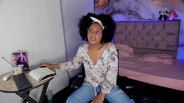 CataleyaMoon  online show from April 13, 2026, 8:14 pm