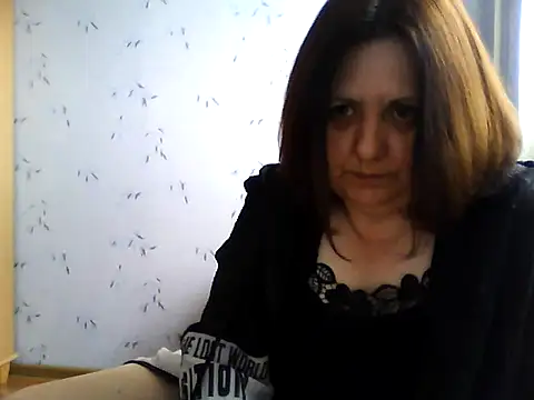 LockyCharm111 online show from March 18, 2026, 2:53 pm