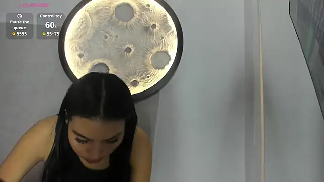 Snapshot of dulce_34 chatting on May 9, 2026, 11:48 am dulce 34 online show from May 9, 2026, 11:48 am