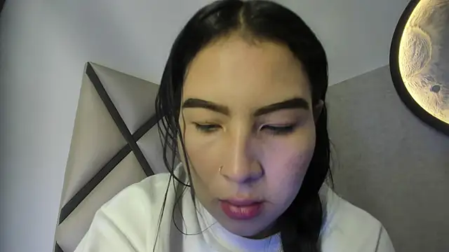 Snapshot of dulce_34 chatting on May 15, 2026, 11:28 am dulce 34 online show from May 15, 2026, 11:28 am