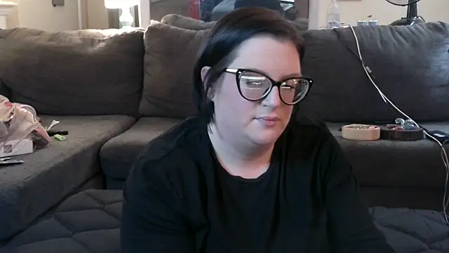 Snapshot of FreaksOffALeash3261 chatting on February 13, 2026, 7:37 am FreaksOffALeash3261 online show from February 13, 2026, 7:37 am