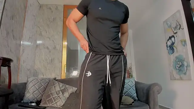 Maik Mejia online show from February 16, 2026, 9:00 pm