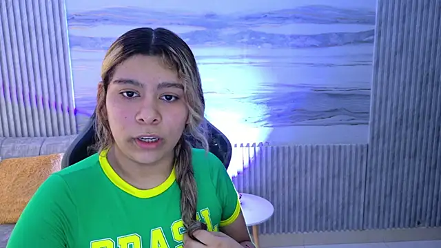 Sophie19   online show from May 28, 2026, 11:29 am