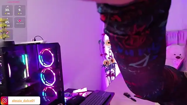 alessia dolce online show from March 20, 2026, 11:42 pm