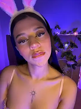 Deva 00 online show from April 4, 2026, 1:59 am