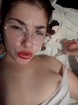 Luna33- online show from February 19, 2026, 11:23 pm