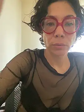 Snapshot of JeanneDuval8888 chatting on February 13, 2026, 12:28 am JeanneDuval8888 online show from February 13, 2026, 12:28 am