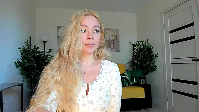 caty kiss online show from May 25, 2026, 3:12 am
